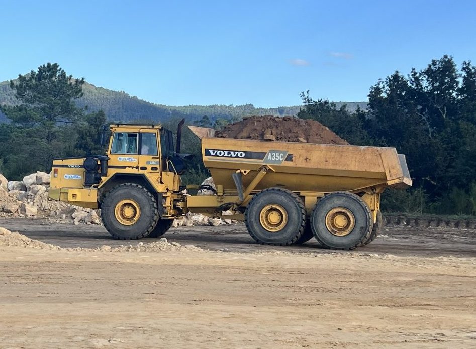 Lagarto dumper articulado